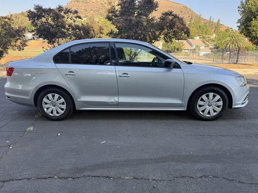 2015 Volkswagen Jetta 2.0L S