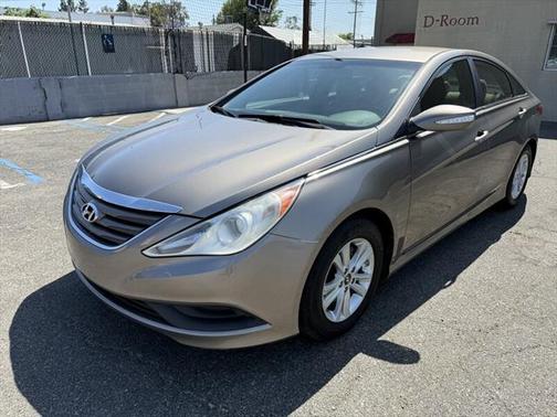 2014 Hyundai SONATA GLS