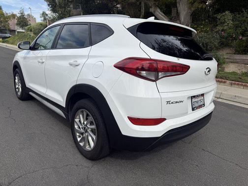 2018 Hyundai TUCSON SEL