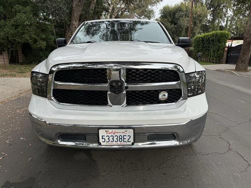 Bright White Clearcoat 2017 RAM 1500 SLT