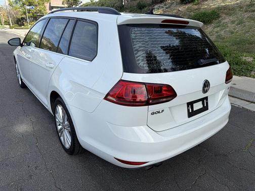 2016 Volkswagen Golf SportWagen TSI Limited Edition