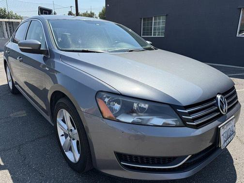 2014 Volkswagen Passat 1.8T S