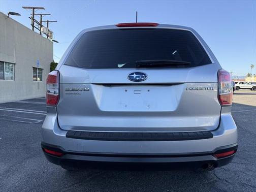 2015 Subaru Forester 2.5i