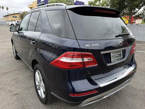 Lunar Blue Metallic 2013 Mercedes-Benz M-Class ML 350