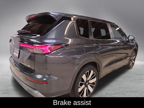 2025 Mitsubishi Outlander 