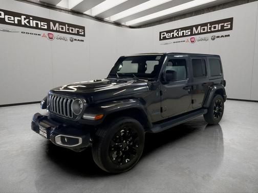 Granite Crystal Clearcoat Metallic 2025 Jeep Wrangler 4xe Sahara
