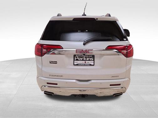 2018 GMC Acadia Denali