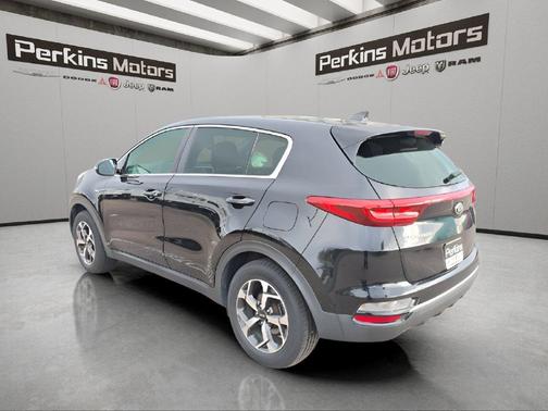 Black Cherry Pearl 2020 Kia Sportage LX