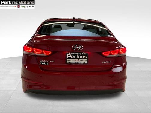 2017 Hyundai ELANTRA Limited