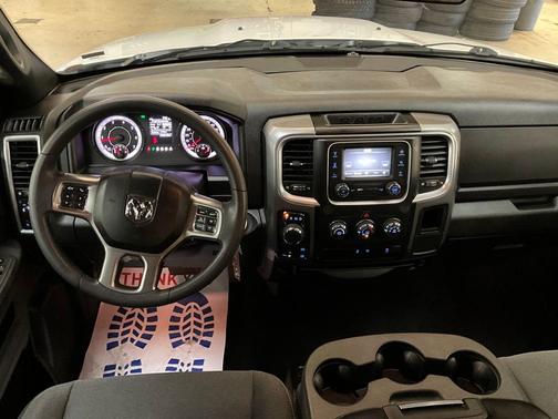 2024 RAM 1500 Classic SLT