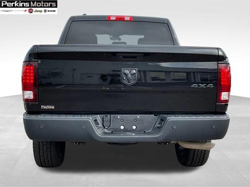 2024 RAM 1500 Classic SLT