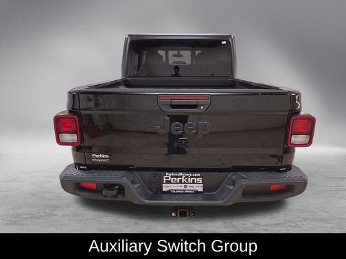 2021 Jeep Gladiator Sport