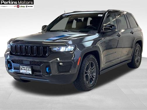 2025 Jeep Grand Cherokee 4xe Trailhawk