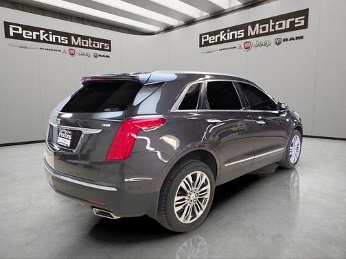 Dark Granite Metallic 2017 Cadillac XT5 Premium Luxury