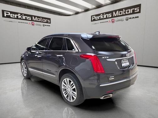 Dark Granite Metallic 2017 Cadillac XT5 Premium Luxury