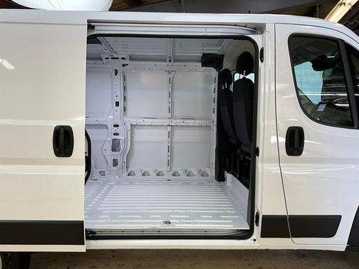 2026 RAM ProMaster 1500 Low Roof