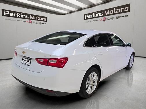 Summit White 2025 Chevrolet Malibu LT