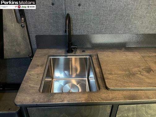 2025 RAM ProMaster 1500 Base