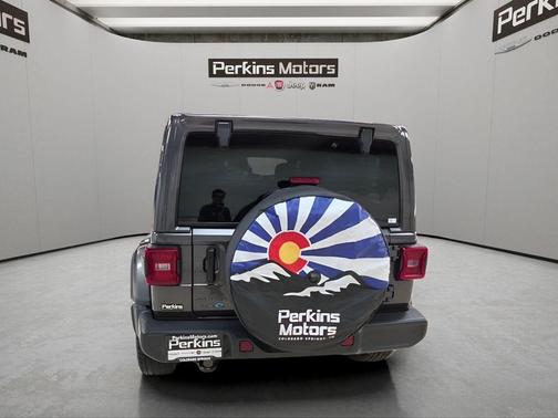 Granite Crystal Clearcoat Metallic 2025 Jeep Wrangler 4xe Sahara