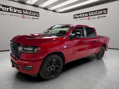 Molten Red Pearlcoat 2026 RAM 1500 Laramie