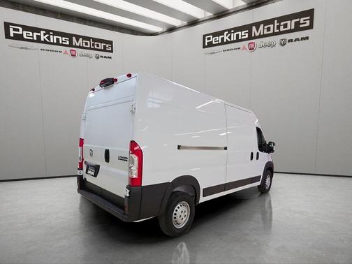 Bright White Clearcoat 2026 RAM ProMaster 2500 High Roof