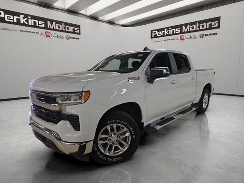 2025 Chevrolet Silverado 1500 LT