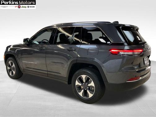 2024 Jeep Grand Cherokee 4xe Base
