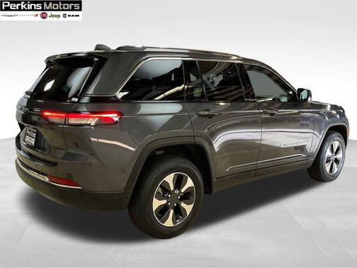 2024 Jeep Grand Cherokee 4xe Base
