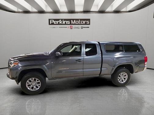 Magnetic Gray Metallic 2017 Toyota Tacoma SR5