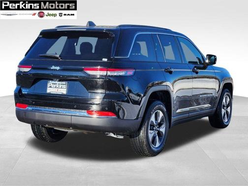 2025 Jeep Grand Cherokee 4xe Base