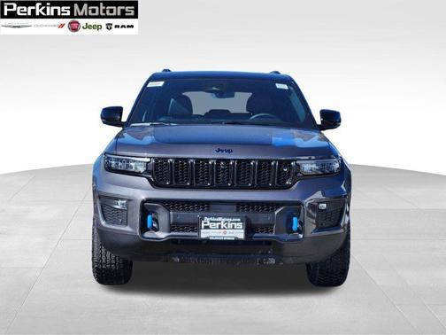 2025 Jeep Grand Cherokee 4xe Trailhawk