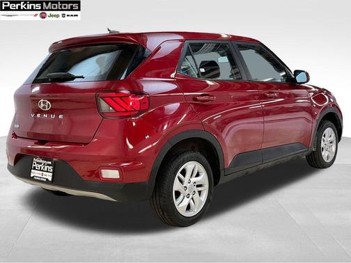2024 Hyundai VENUE SE