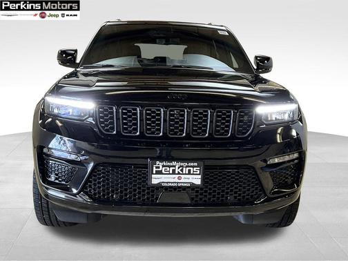 2025 Jeep Grand Cherokee Summit