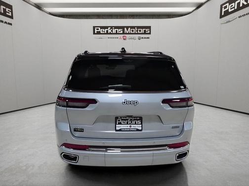 Silver Zynith 2024 Jeep Grand Cherokee L Overland
