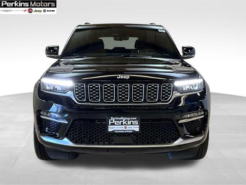 2025 Jeep Grand Cherokee Summit