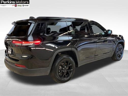 2024 Jeep Grand Cherokee L Laredo