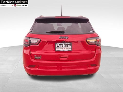 2023 Jeep Compass Altitude