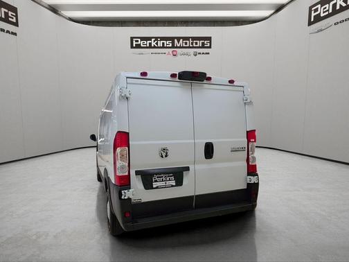 Bright White Clearcoat 2026 RAM ProMaster 1500 Low Roof