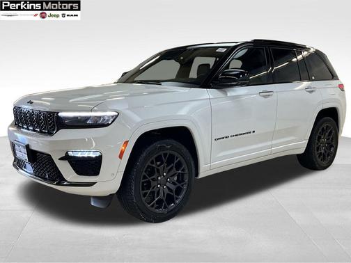 2025 Jeep Grand Cherokee Summit