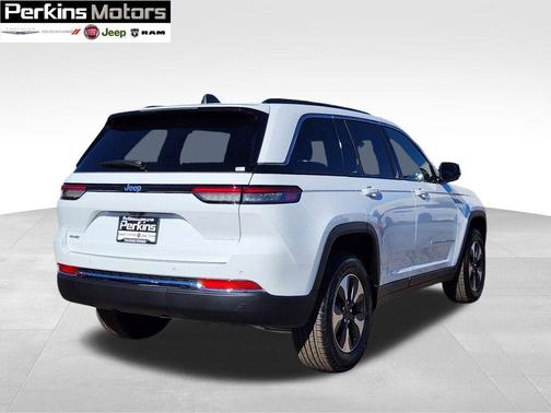 2025 Jeep Grand Cherokee 4xe Base