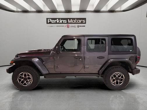 Granite Crystal Clearcoat Metallic 2026 Jeep Wrangler Rubicon