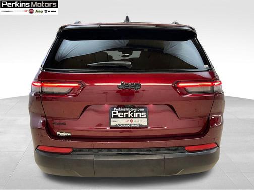 2024 Jeep Grand Cherokee L Laredo