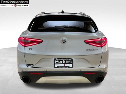 2018 Alfa Romeo Stelvio Ti