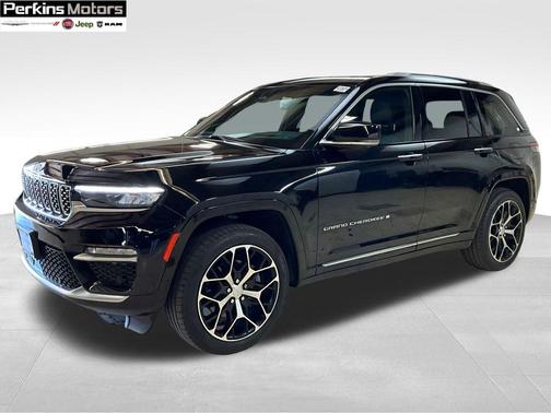 2022 Jeep Grand Cherokee Summit
