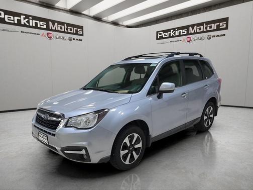 Ice Silver Metallic 2018 Subaru Forester 2.5i Limited