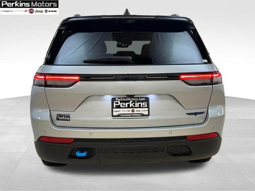 2025 Jeep Grand Cherokee 4xe Trailhawk