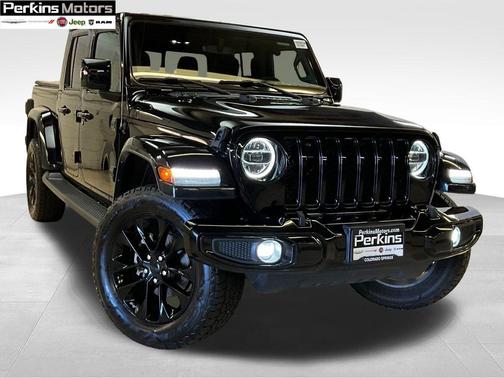 2022 Jeep Gladiator Overland