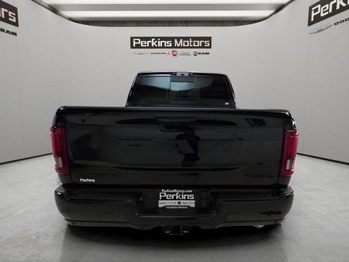 Diamond Black 2026 RAM 2500 Laramie