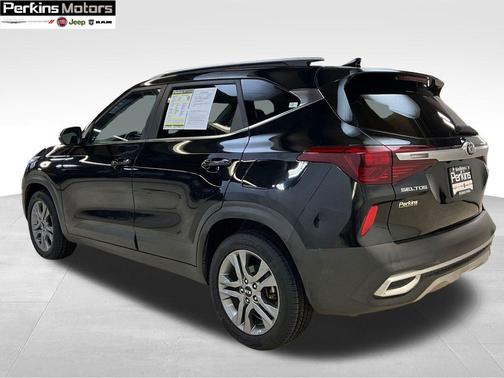 2021 Kia Seltos S