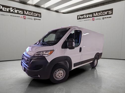 Bright White Clearcoat 2026 RAM ProMaster 1500 Low Roof